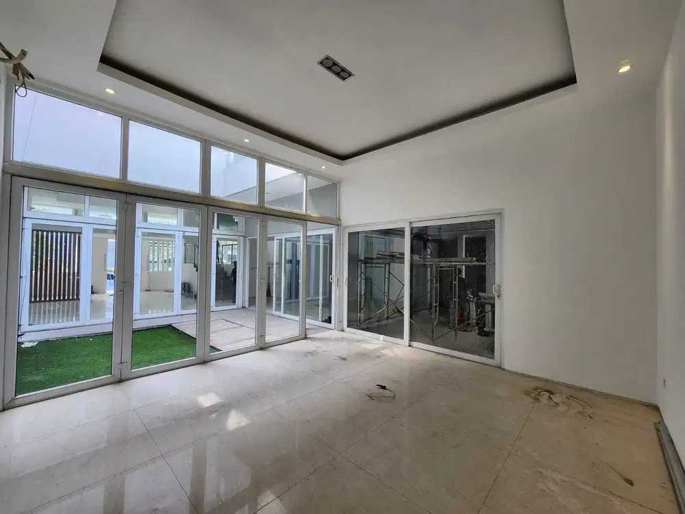 RUMAH MEWAH BRAND NEW CANTIK CITRA 6 JAKARTA BARAT SUDAH RENOV