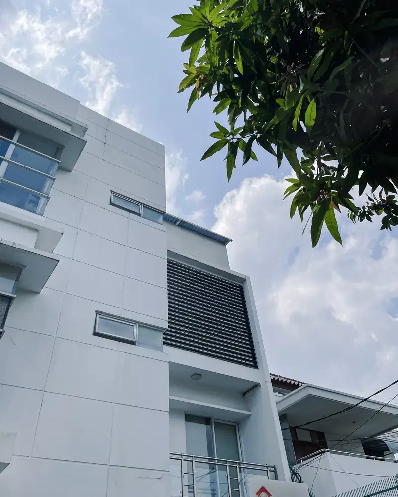 Gedung Dijual Wilayah Komersil Menteng Prime Exclusive