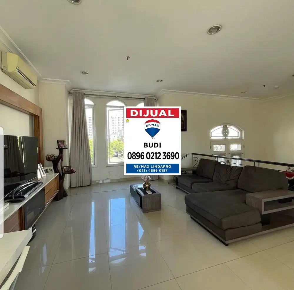 Dijual rumah the villas Boulevard MOI kelapa gading LT 150 m2 (8 x 19)