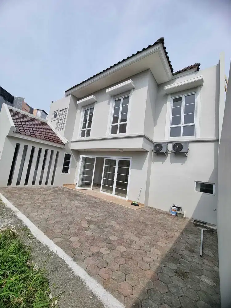 Alicante Gading Serpong Kosong seperti brand new