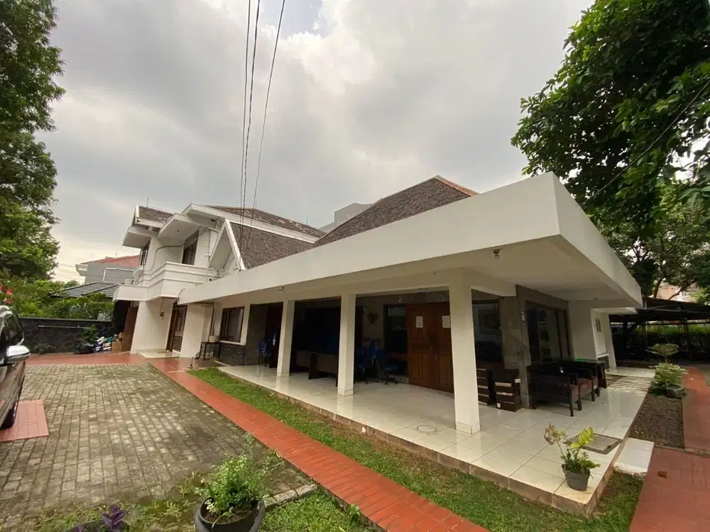 DISEWAKAN RUMAH/KANTOR DI JL.HANG LEKIR KEBAYORAN BARU JAKARTA SELATAN