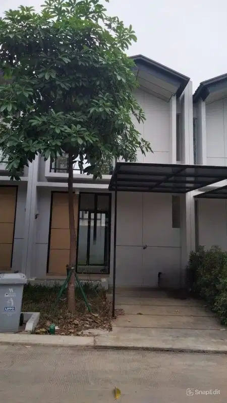 Disewakan Rumah Cluster Uptown Lippo Cikarang