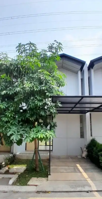 Disewakan Rumah Cluster Uptown Lippo Cikarang