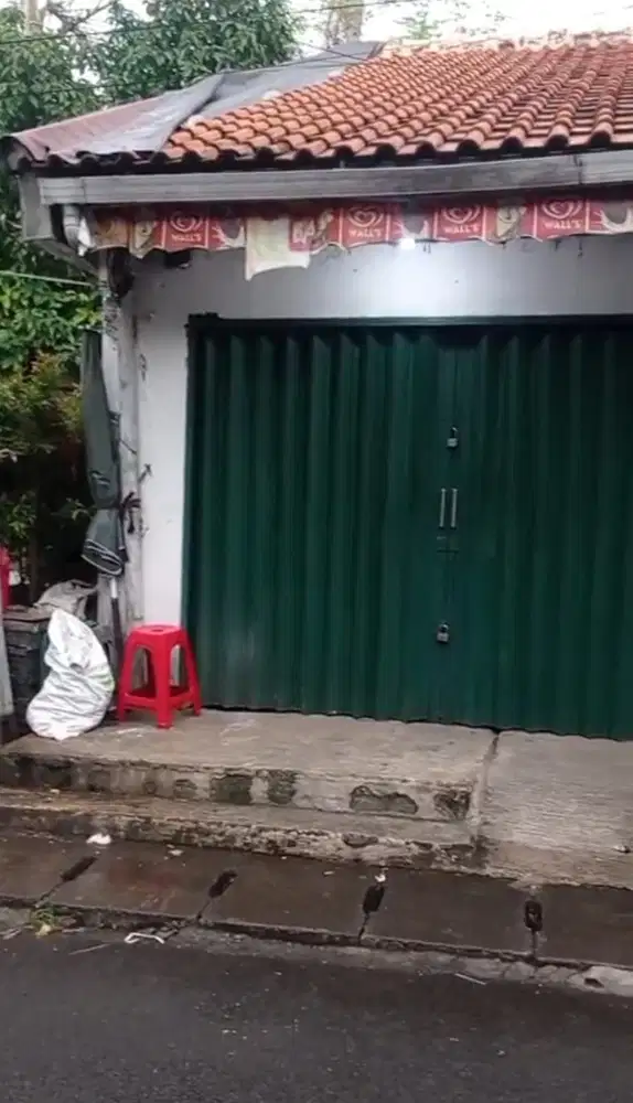 Kios di Jati padang, Pasar Minggu Jaksel