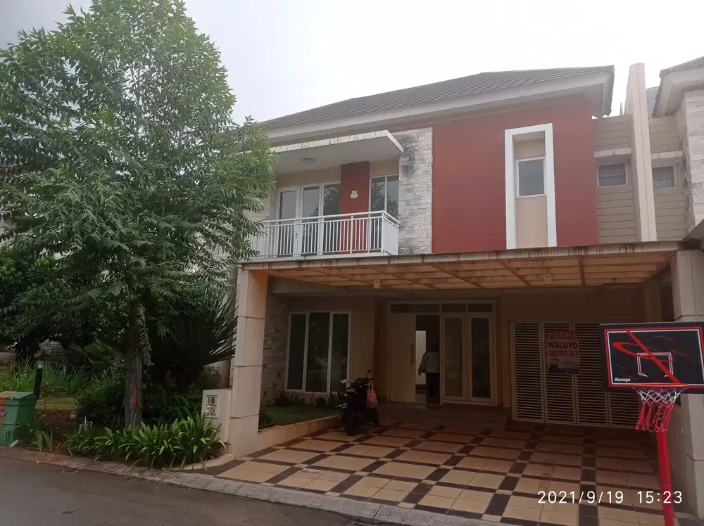 Rumah Luas Cluster Lotus Residence Summarecon Bekasi