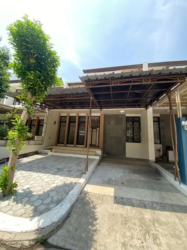 Dijual Rumah Cluster Cosmo Estate Lippo Cikarang