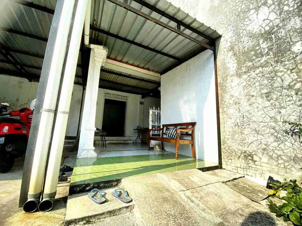 rumah luas 259 m2 dekat kelurahan gagak sipat Ngemplak