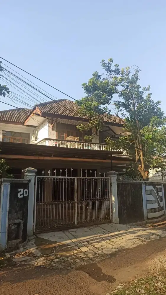Rumah 6 Menit ke Plaza Bintaro Satoe Siap Huni Dibantu KPR J-36761