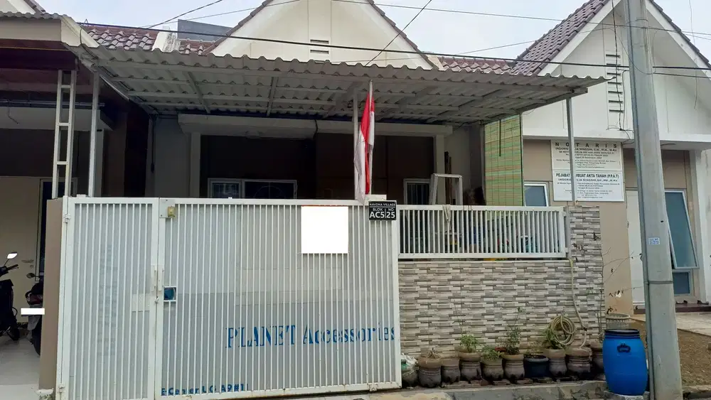 Rumah 1 Lt Terawat 16 Menit ke AEON Mall BSD City Hadap Utara J-37156
