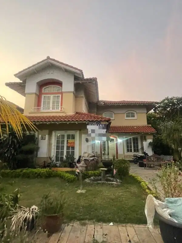 Dijual Rumah Cluster Taman Menteng Lippo Cikarang