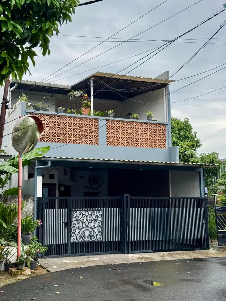 Rumah Asri Bebas Banjir di Komplek Pondok Bambu - Kalimalang