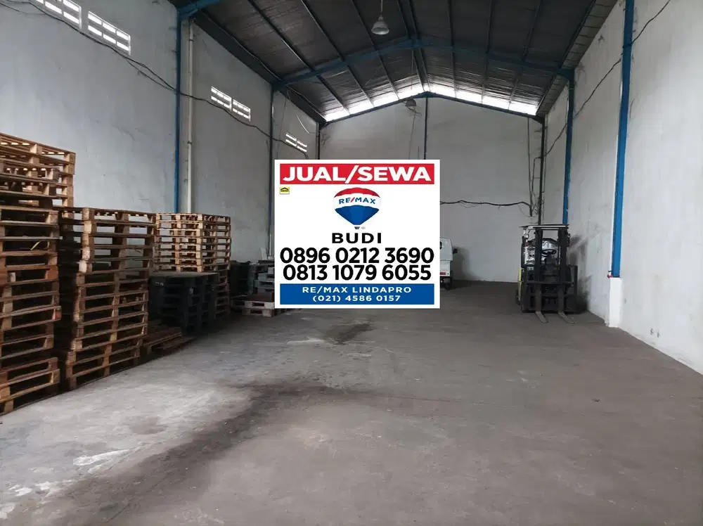 Disewakan atau dijual 10 M Gudang Central Cakung Hook 21 x 24