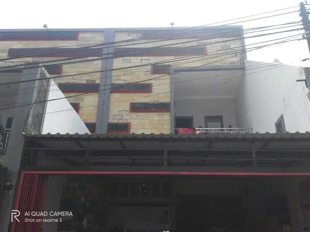 Dijual cepat (BU) rumah strategis di tengah Jakarta Pusat