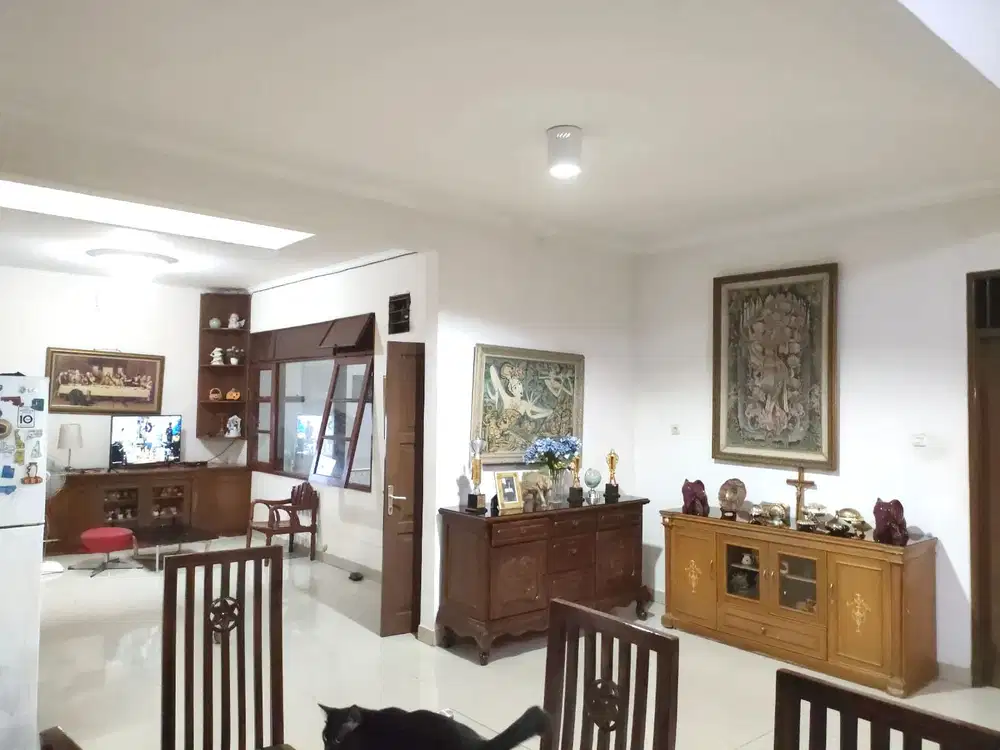 Sewa Rumah Taman Semanan Indah Boulevard Jakbar