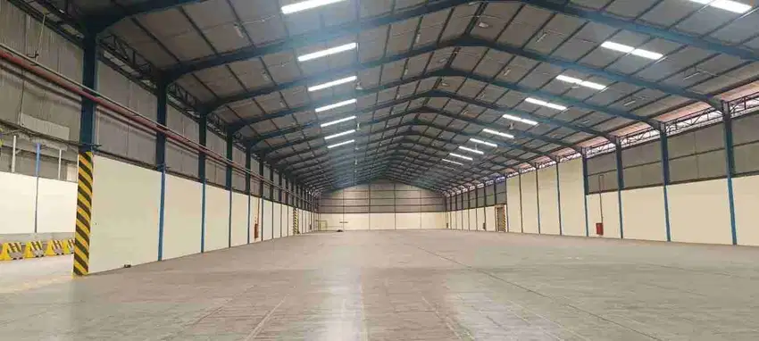gudang cakung 5000 m ada loading dock