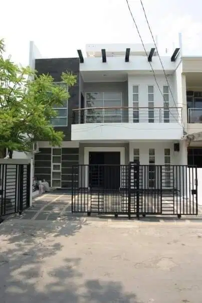 Dijual cepat Rumah Cantik lebar 8 M di kelapa gading nias