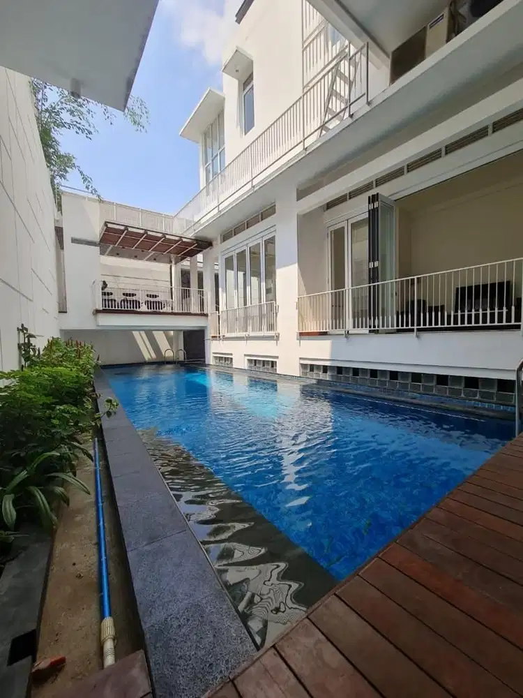 Dijual Rumah Siap Huni Bagus di Pondok Indah Jakarta Selatan