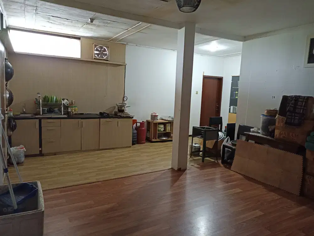 nego sampai jadi. Rumah untuk kost kost an , Dago , dekat kampus , kantor , rumah sakit