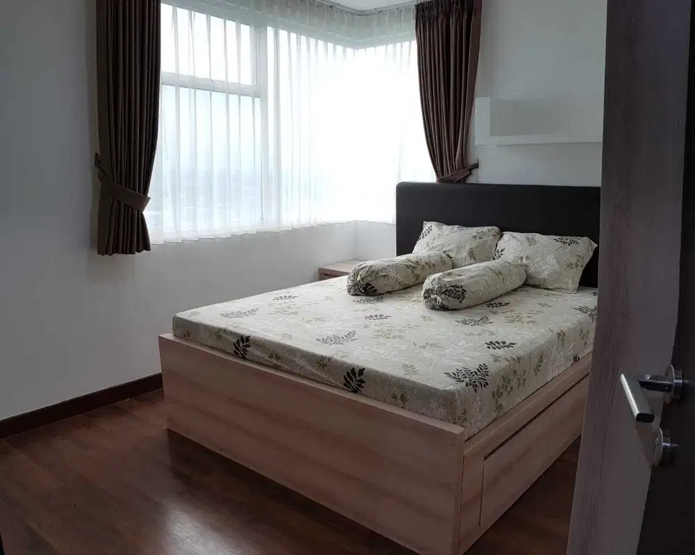 Aid - Dijual Apt Gallery West Kebon Jeruk 3BR+1BR Furnish