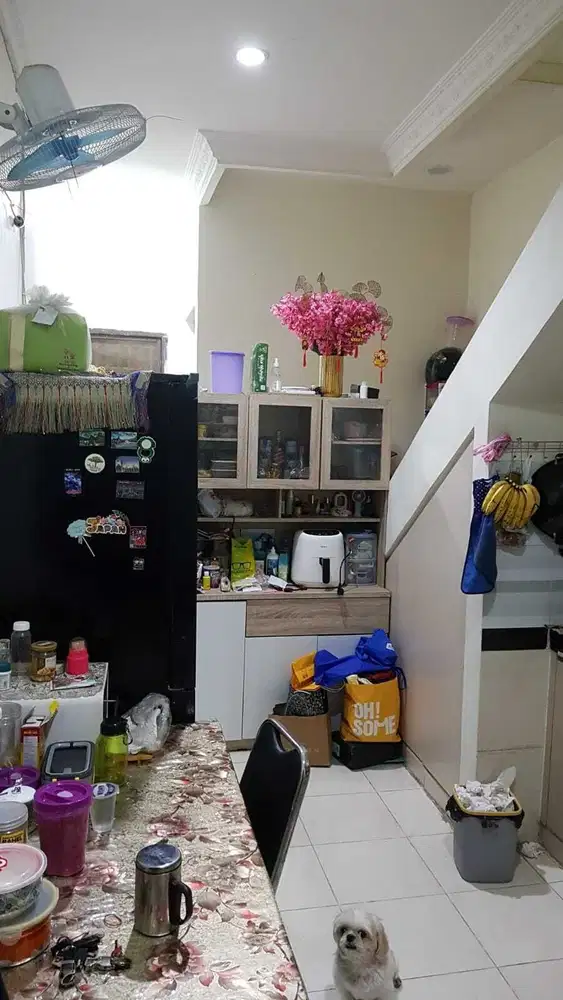 Vco - Dijual Cepat Rumah 2 Lantai Di Jalan keutamaan Dalam Gang L1