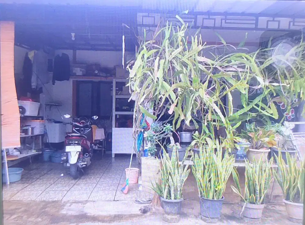 Rumah 11 Menit ke AEON Mall Tanjung Barat SHM Dibantu KPR J-32635