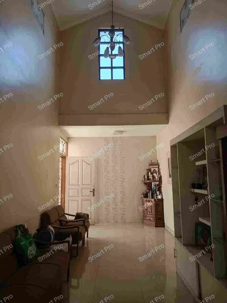 Rumah Kav DKi, tanah Luas, siap huni, bisa KPR