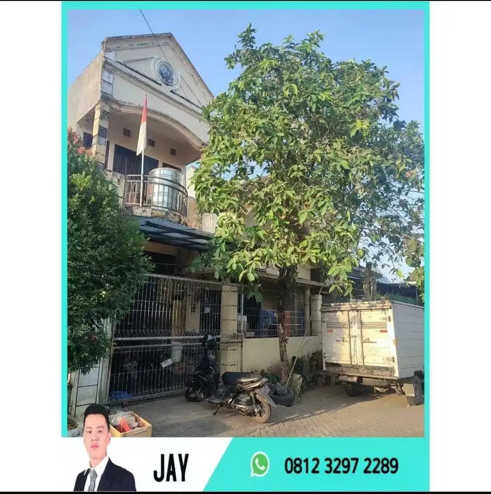 DIJUAL RUMAH CANTIK 2 LANTAI SIAP HUNI TENGAH KOTA