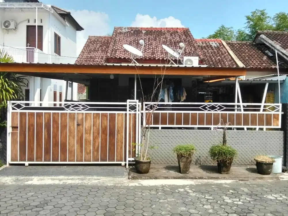 Rumah minimalis siap huni dekat polsek Ampenan