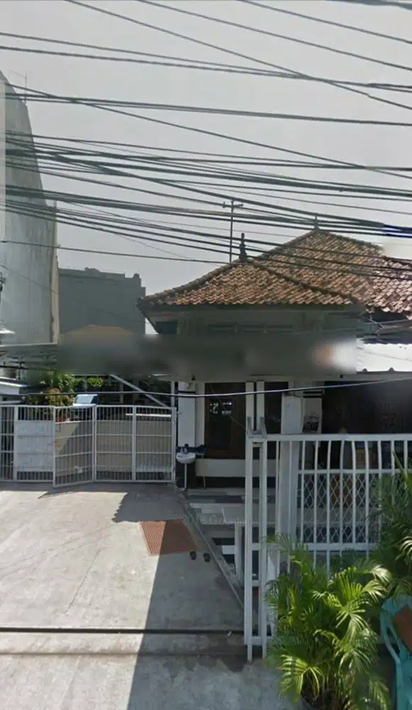 Rumah tua di pasar baru bs bgn 9 lt cocok utk htl, ktr, kost