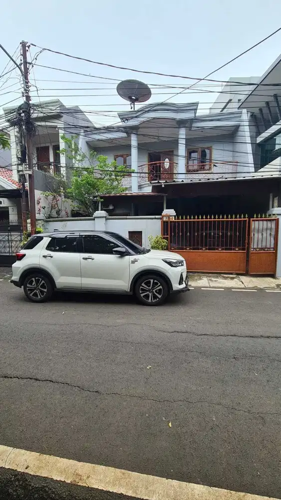 Jarang ada..Rumah Asri Hijau dlm Komplek Benhil, Tanah Abang
