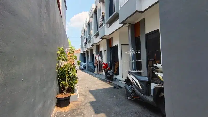 Rumah hunian asri di Jiung, Kemayoran