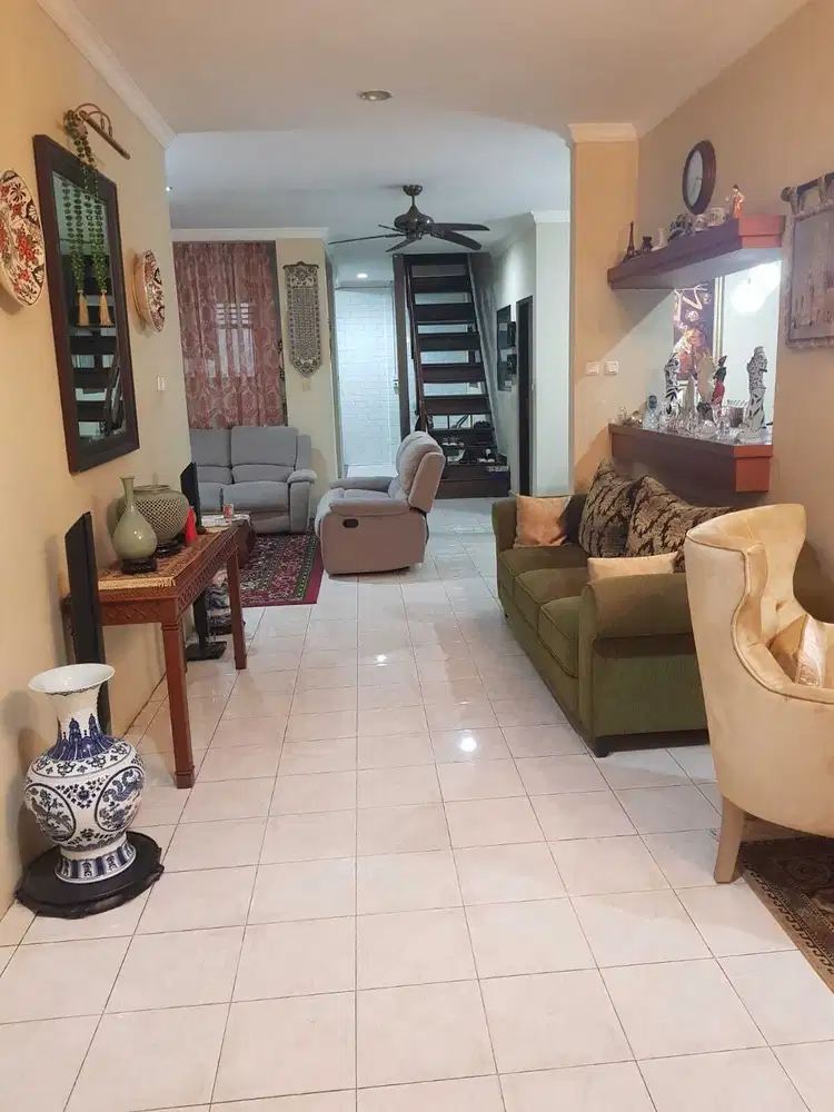 DIJUAL RUMAH DI JL. PETOGOGAN JAKARTA SELATAN