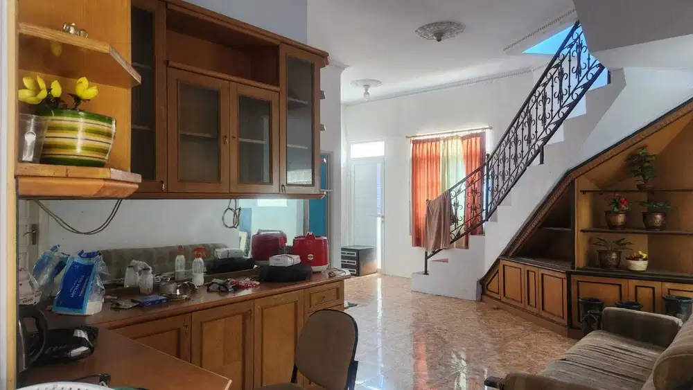 Dijual cepat rumah 9 kamar