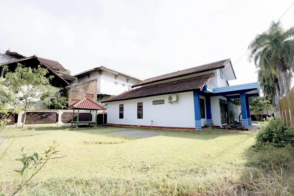 Rumah di kompleks Senggigi