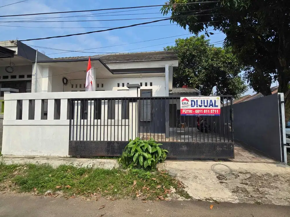 Rumah Sentul Hook Carport 2 Mobil SHM Komplek