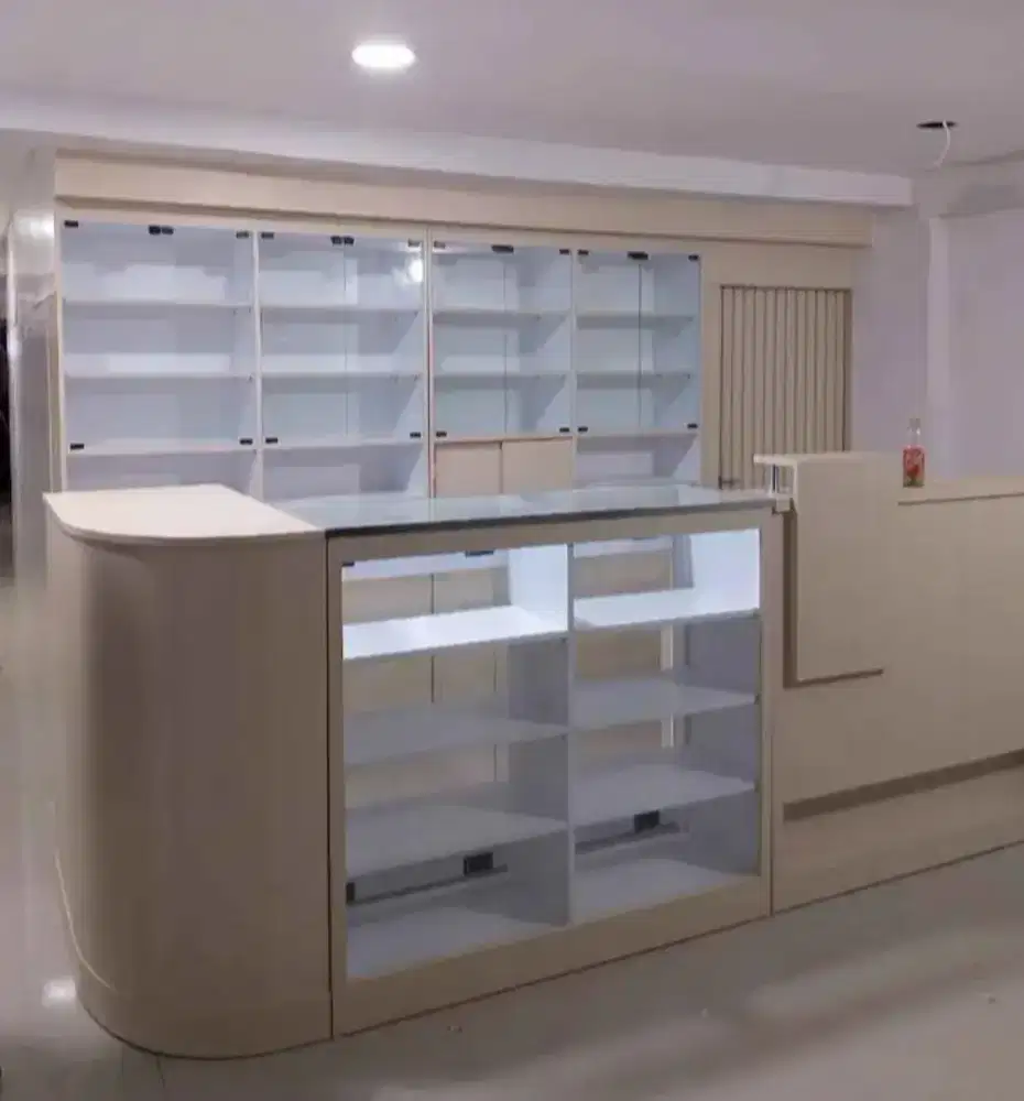 Rak Apoteker Minimalis