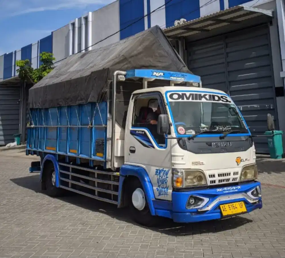 Sewa Truk Angkut Logistik/Pindahan Rumah & Kantor Amanah