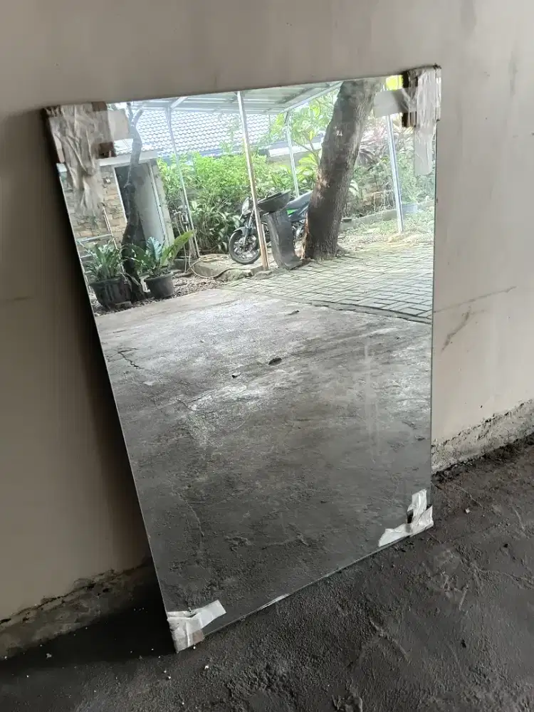 Kaca cermin ukuran 140x100