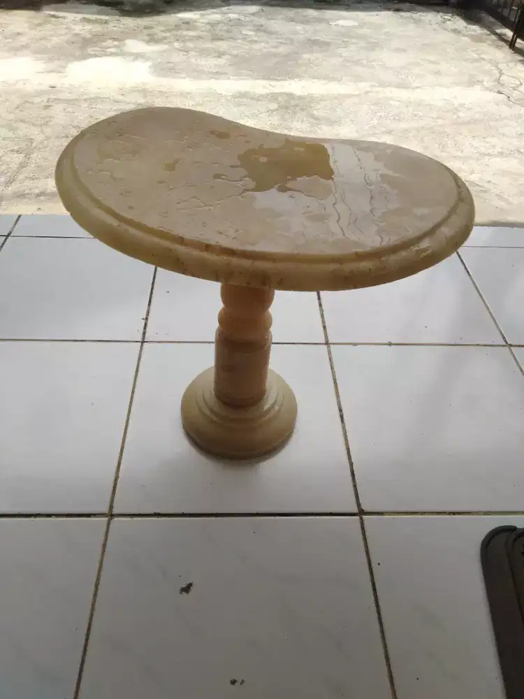 jual meja marmer untuk tempat pajangan