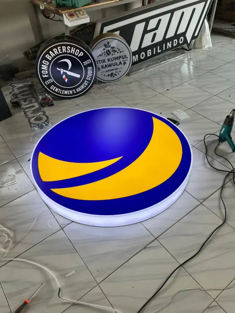 Neonbox costum free disain