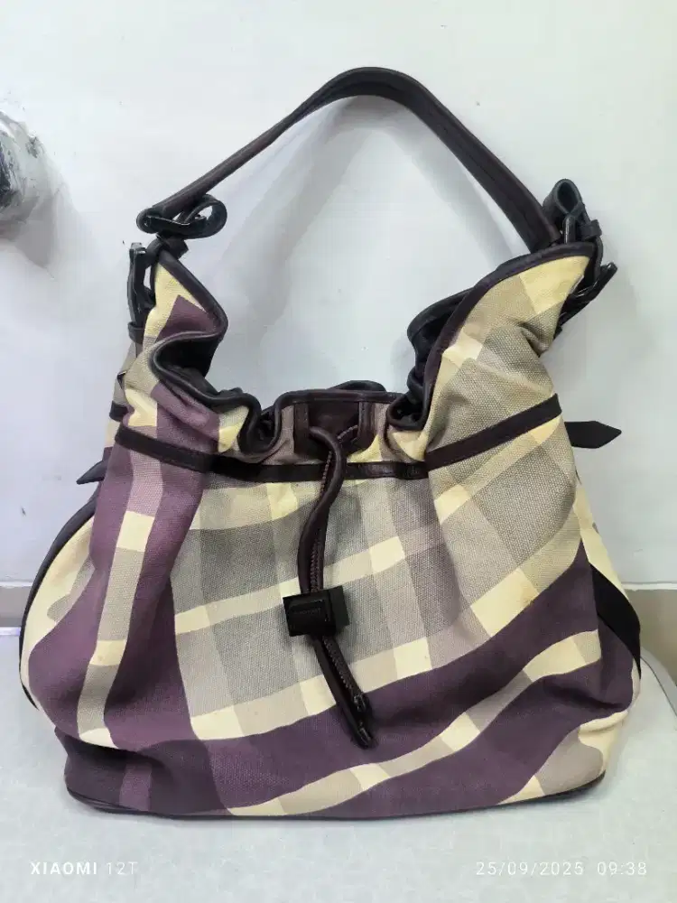 Tas wanita impor burberry