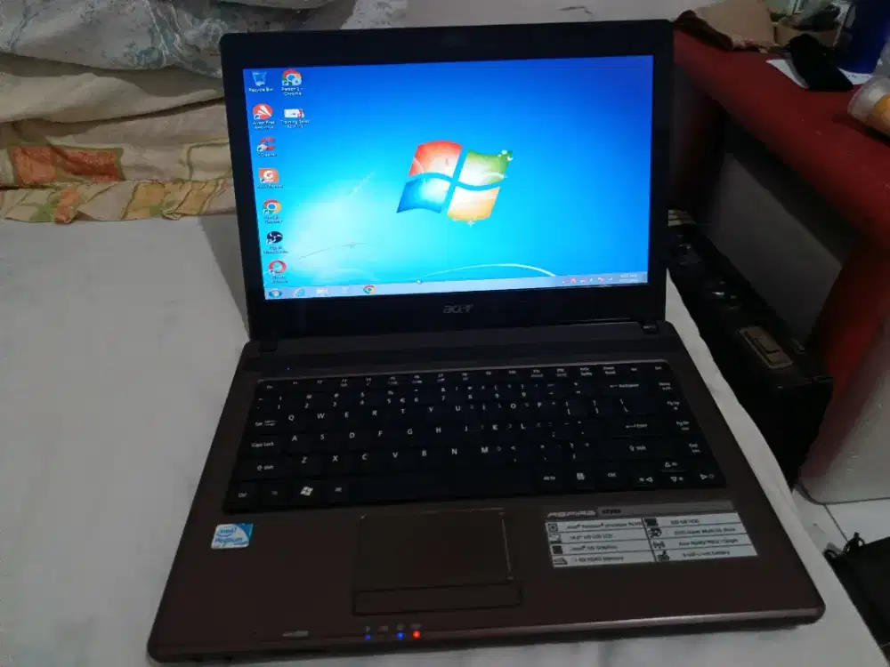 Laptop ACER Aspire 4738Z