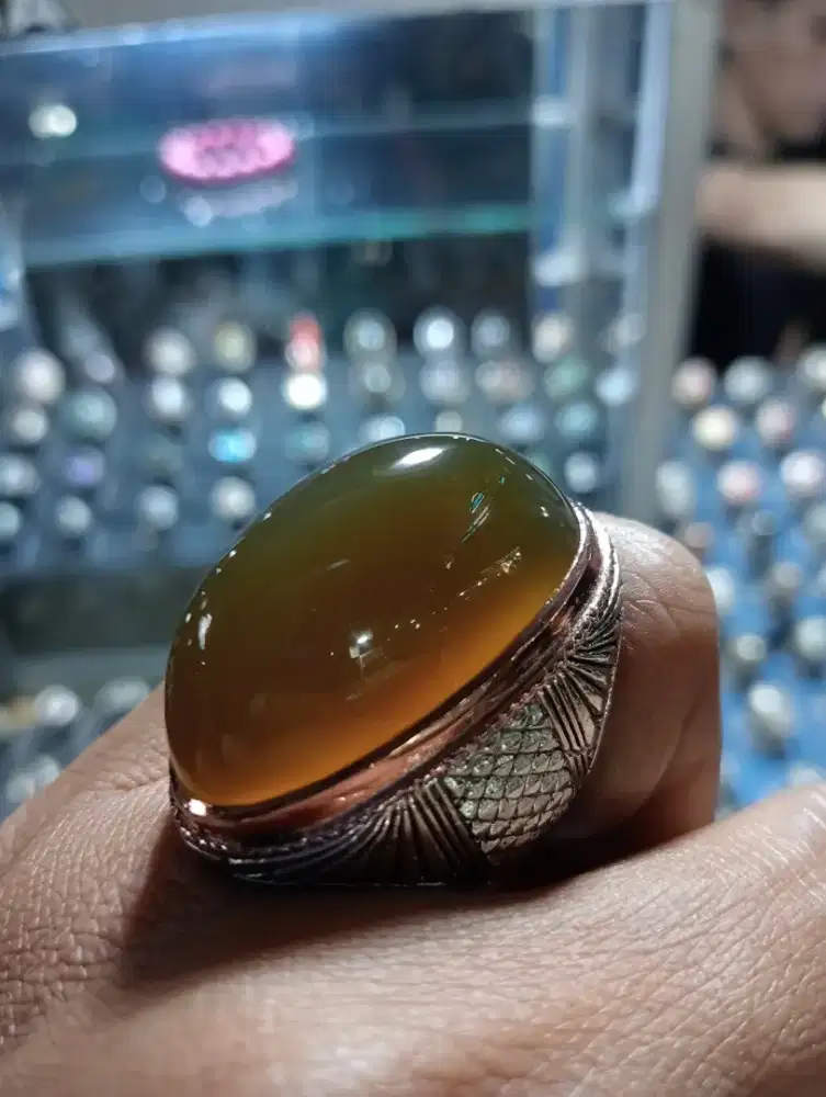 Batu Cincin Anggur Clasik Lawas HQ