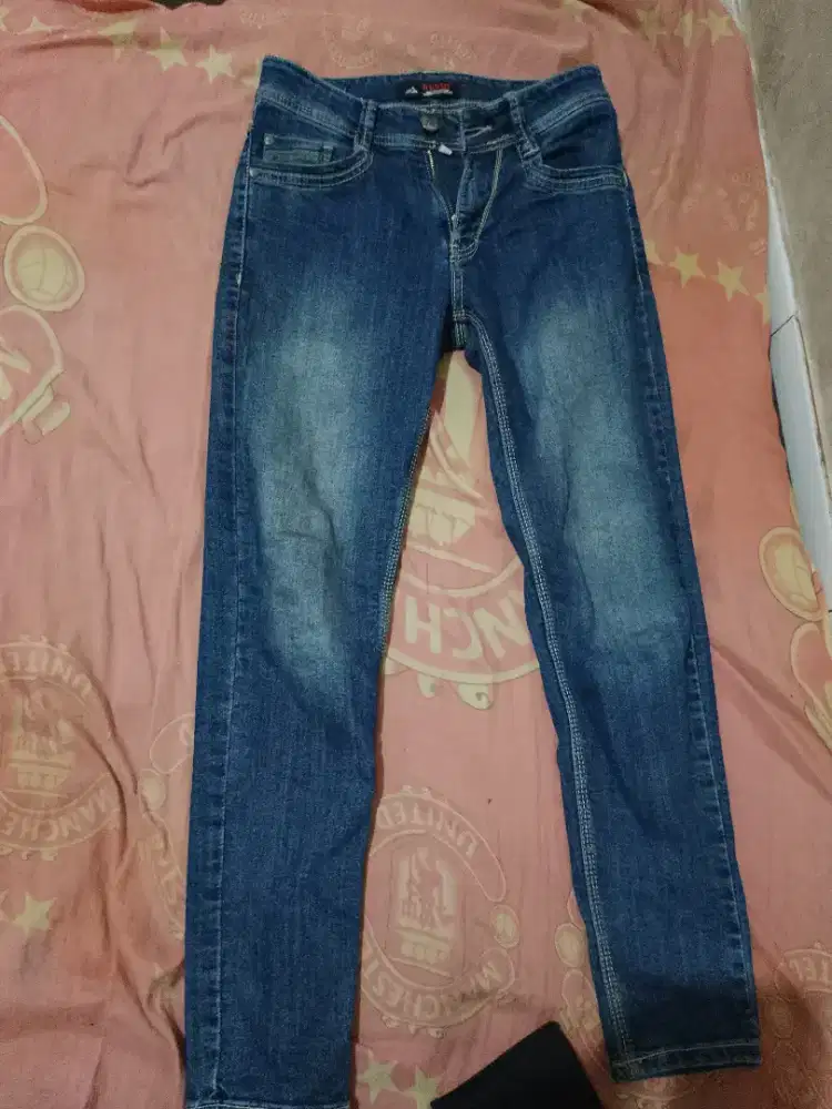 Celana jeans  masih original