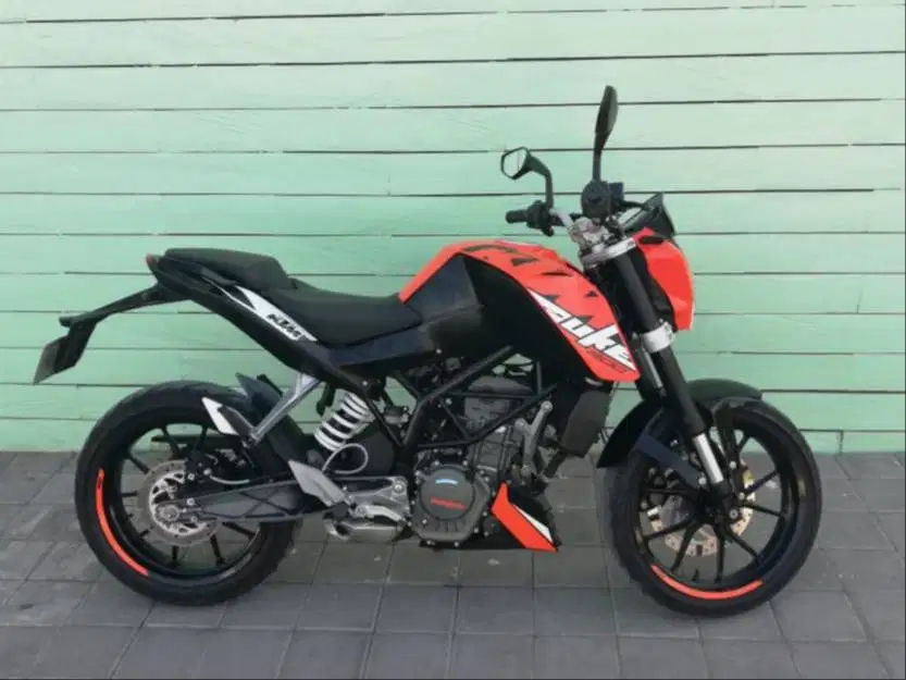 Dijual:Motor KTM Duke 199cc tahun 2017, Sporty, Dokumen Lengkap!