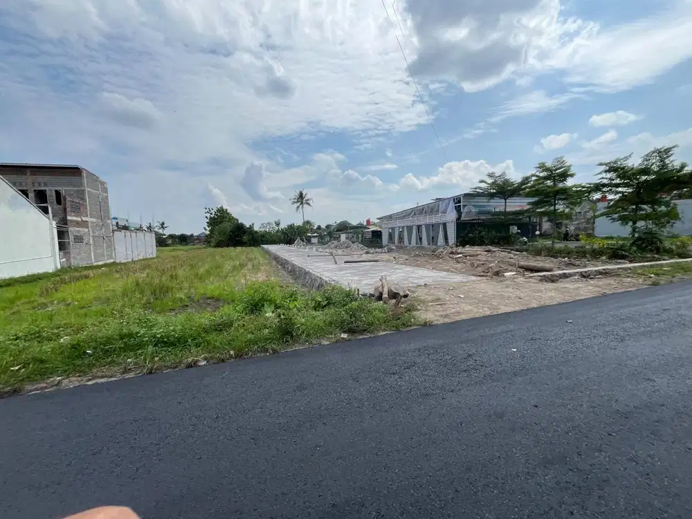 Banyuraden; dalam Ringroad Tepi Aspal; SIsa 2 Unit