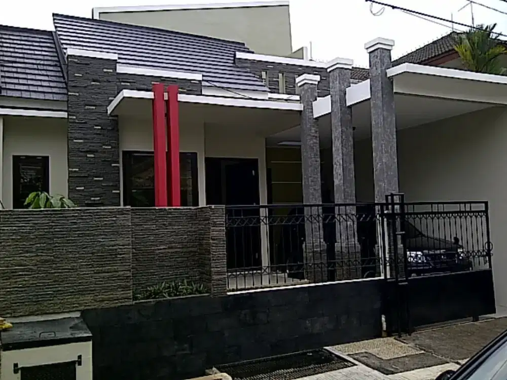 Disewakan Rumah di Pondok Kelapa Indah