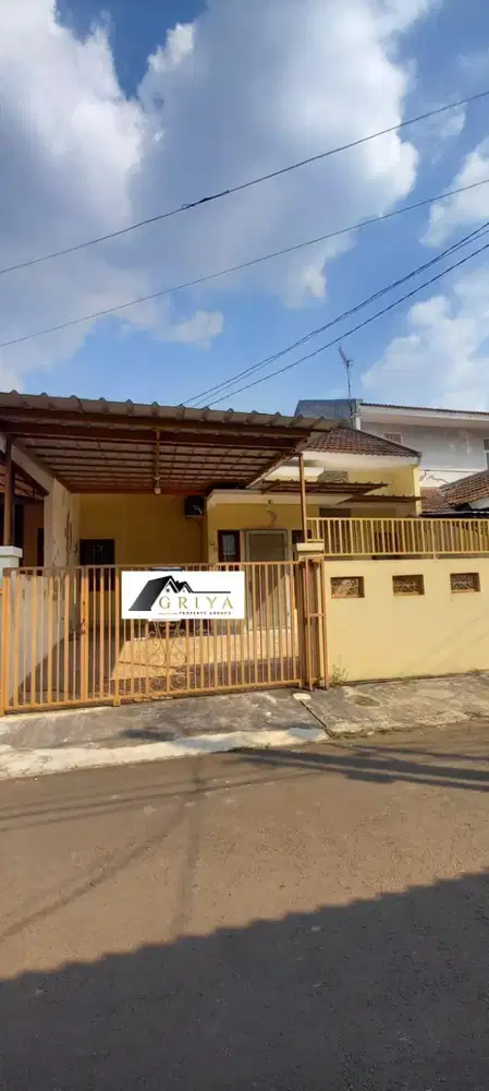 DIJUAL RUMAH DI GRIYA LOKA BSD