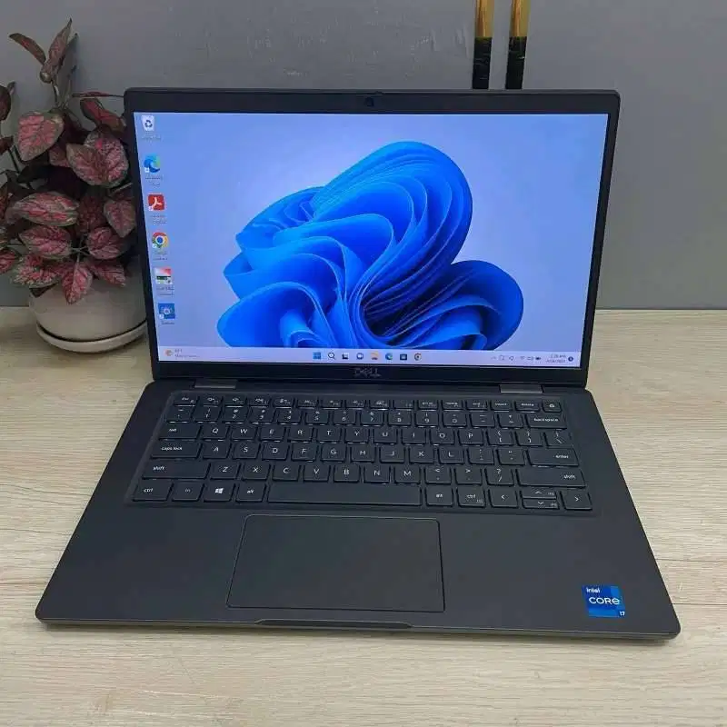 Laptop Dell Latitude 7320 Core I5 11th 16/256 Bergaransi Mesin 1 Tahun