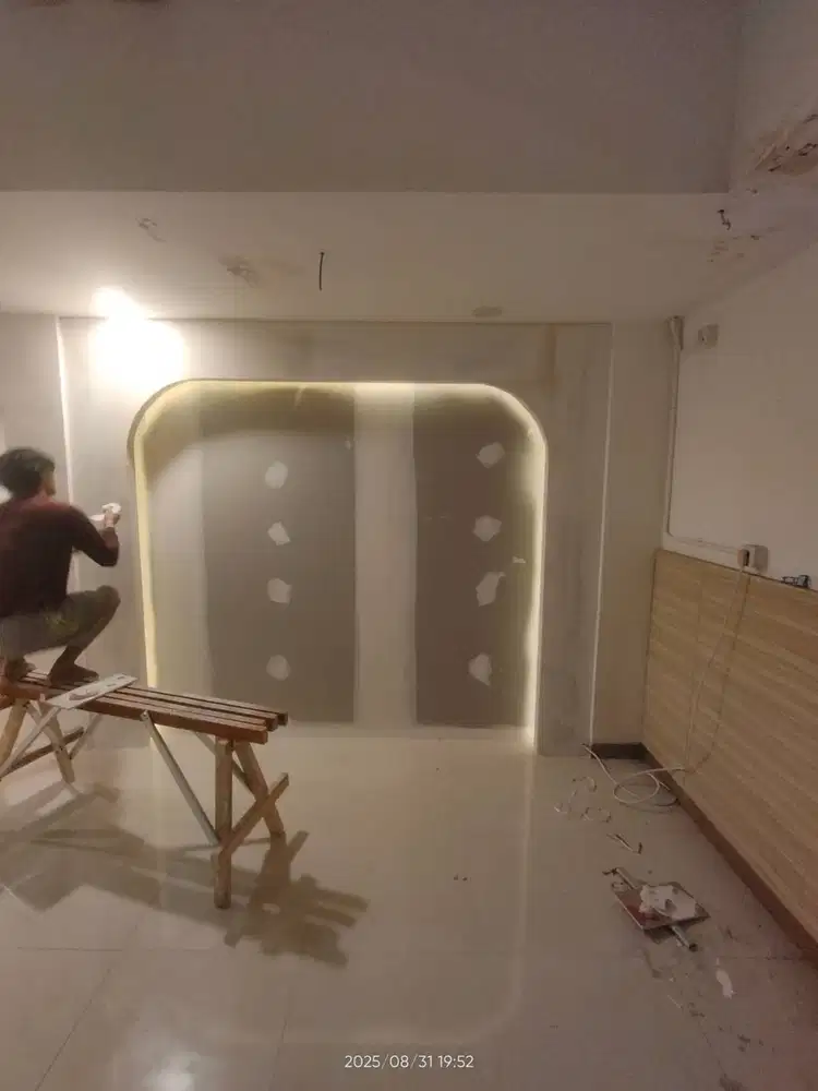 Dekorasi kantor penyekat ruangan kantor partisi gypsum murah pvc wpc